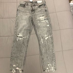 gray high rise mom jeans, size 8 regular